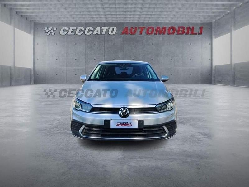 Usata VW Polo Life 95 CV (69 kW) 2023 Argento Utilitaria