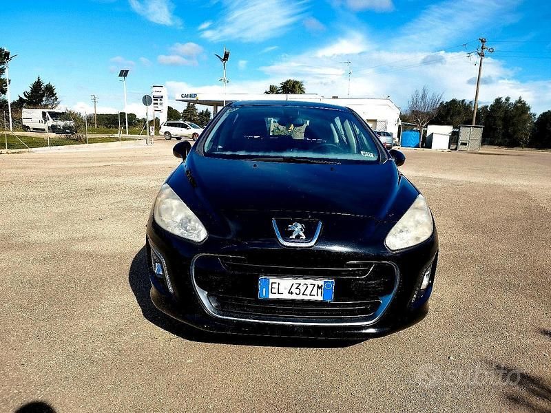 Usata Peugeot 308 2012 Nero Utilitaria