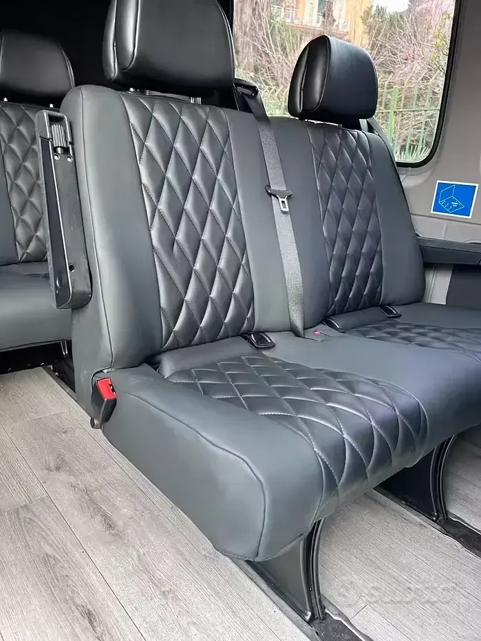 Usata Mercedes Sprinter 150 CV (110 kW) 2014 Grigio Furgone