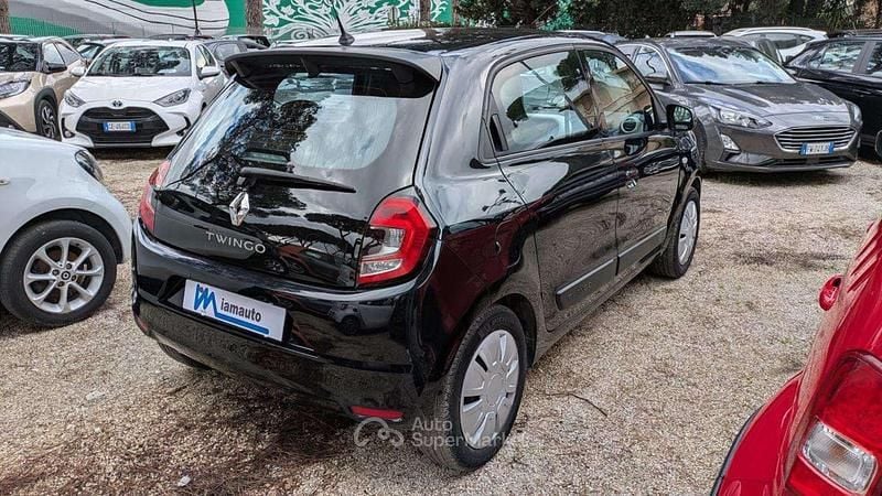 Usado Renault Twingo Equilibre 65 HP (47 kW) 2022 Preto Citadino