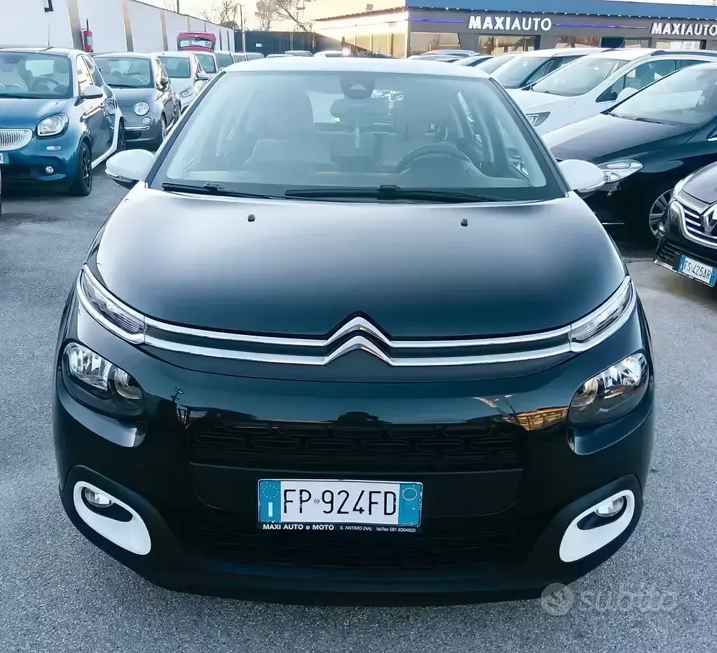 Używany Citroën C3 Shine 82 KM (60 kW) 2018 Czarny Hatchback