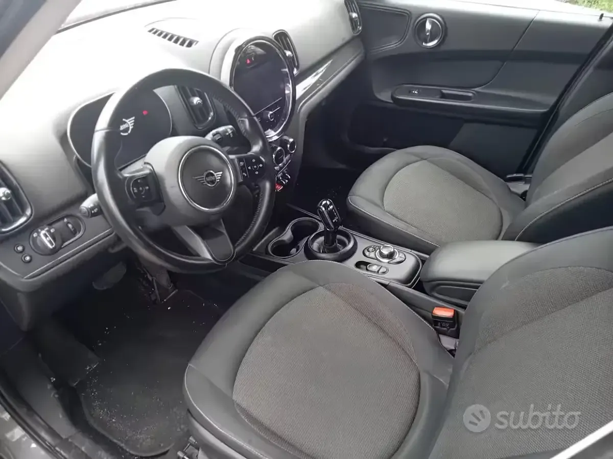 Usata Mini Cooper D Countryman 116 CV (85 kW) 2021 Grigio SUV