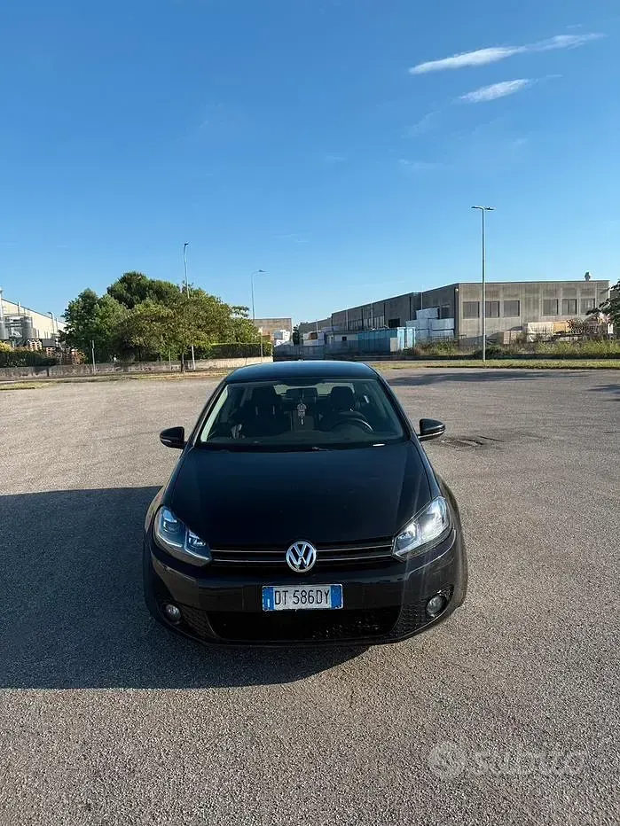 Usata VW Golf VI 110 CV (80 kW) 2008 Utilitaria