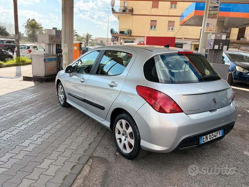 Usata Peugeot 308 2013 Grigio Berlina