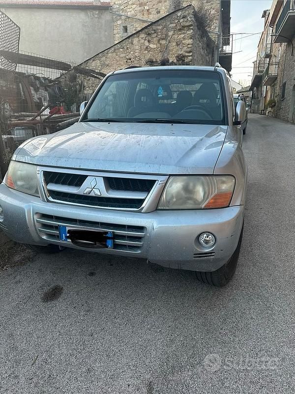 Usata Mitsubishi Pajero 2004 Grigio SUV
