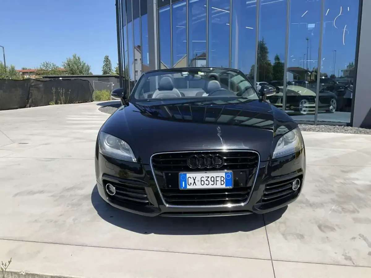 Usata Audi TT Roadster Advanced Plus 211 CV (155 kW) 2012 Nero mythos Cabrio