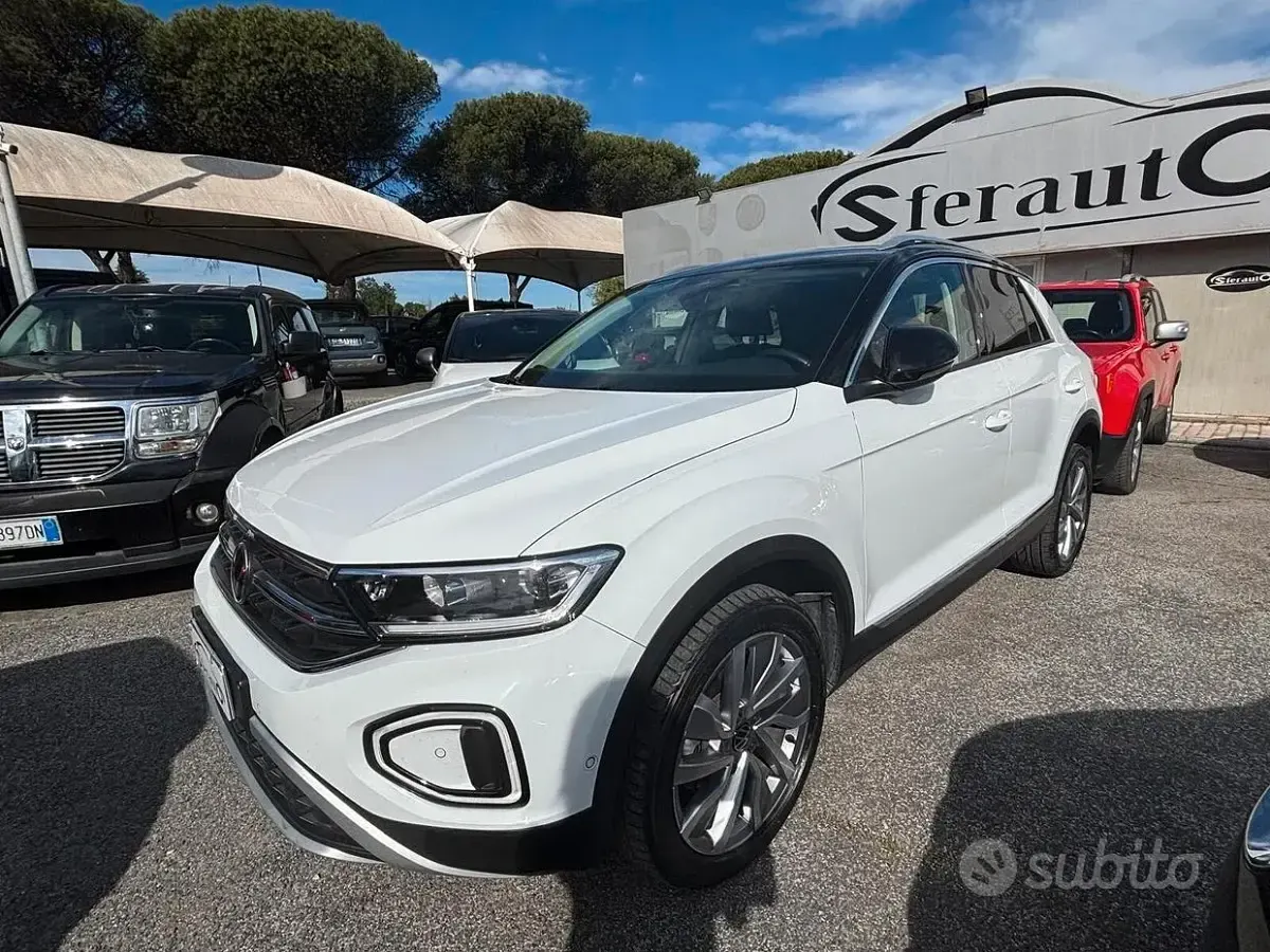 Usata VW T-Roc Style 110 CV (80 kW) 2023 Bianco SUV