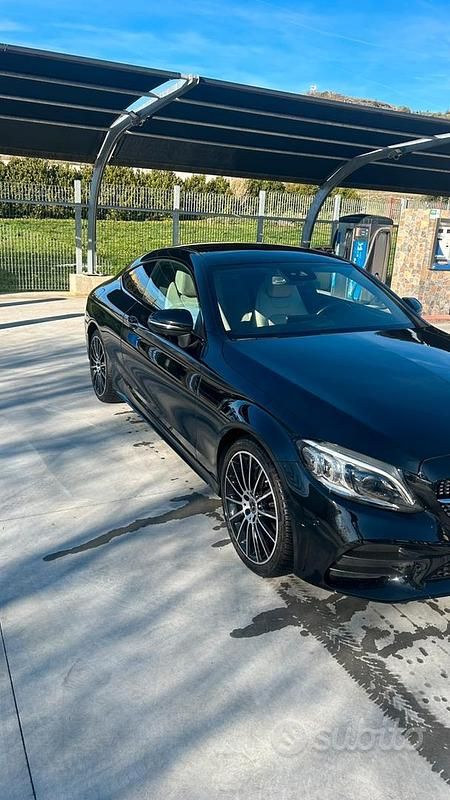 Usata Mercedes C220 Premium Plus 194 CV (142 kW) 2018 Nero Coupé