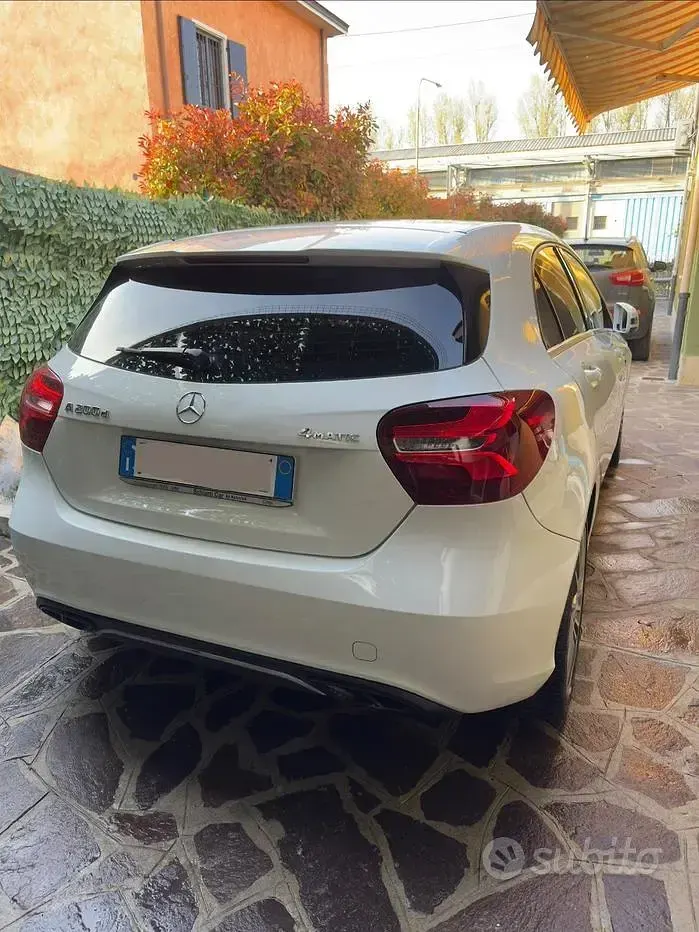 Usata Mercedes 200 136 CV (100 kW) 2018 Bianco Berlina