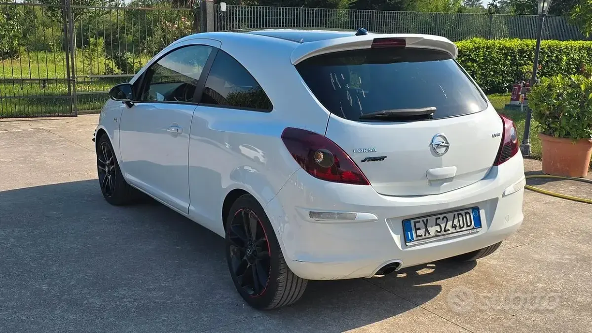 Usata Opel Corsa 95 CV (69 kW) 2014 Bianco Utilitaria