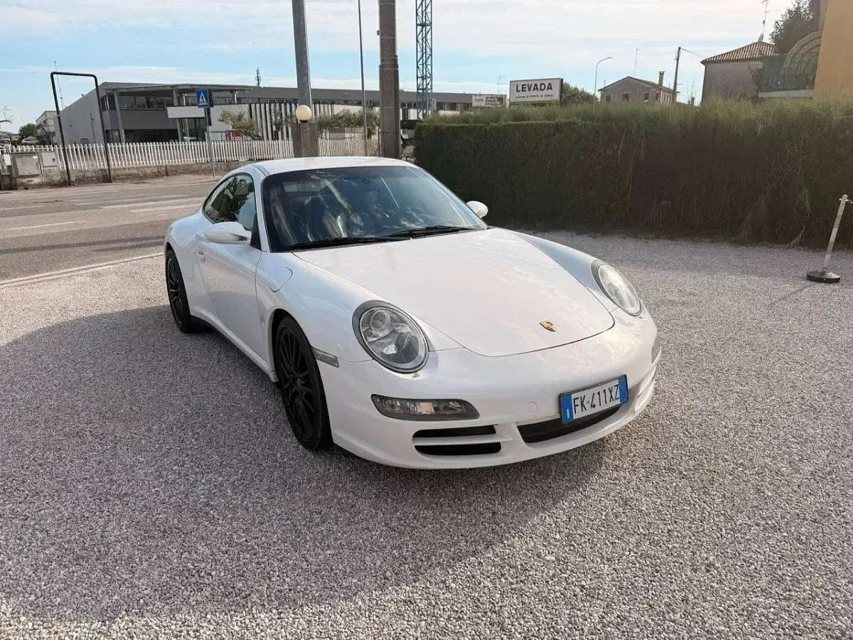 Usata Porsche 911 Carrera 4S 355 CV (261 kW) 2006 Bianco Coupé