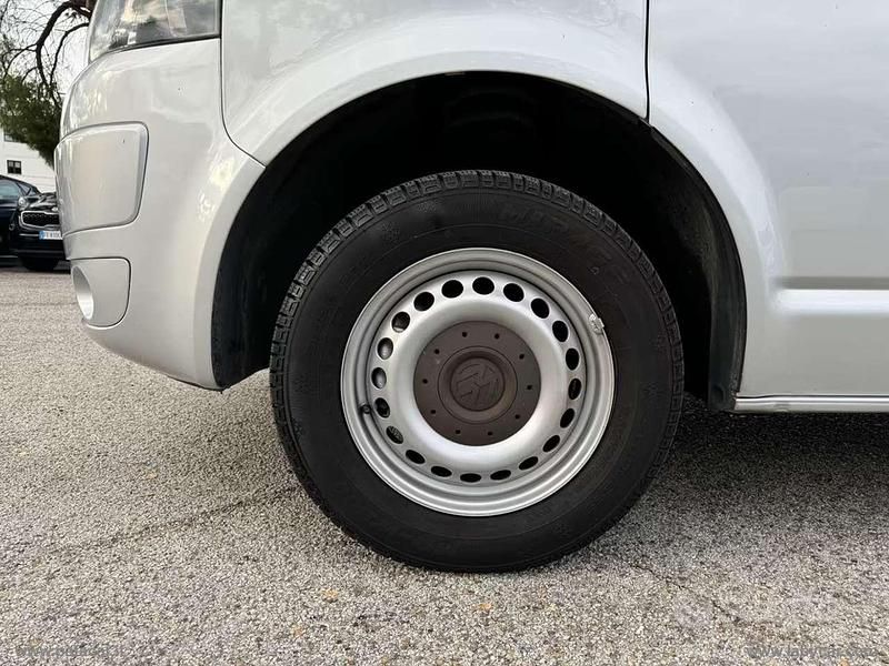 Occasion VW T5 Comfortline 140 PK (102 kW) 2012 Grijs Van