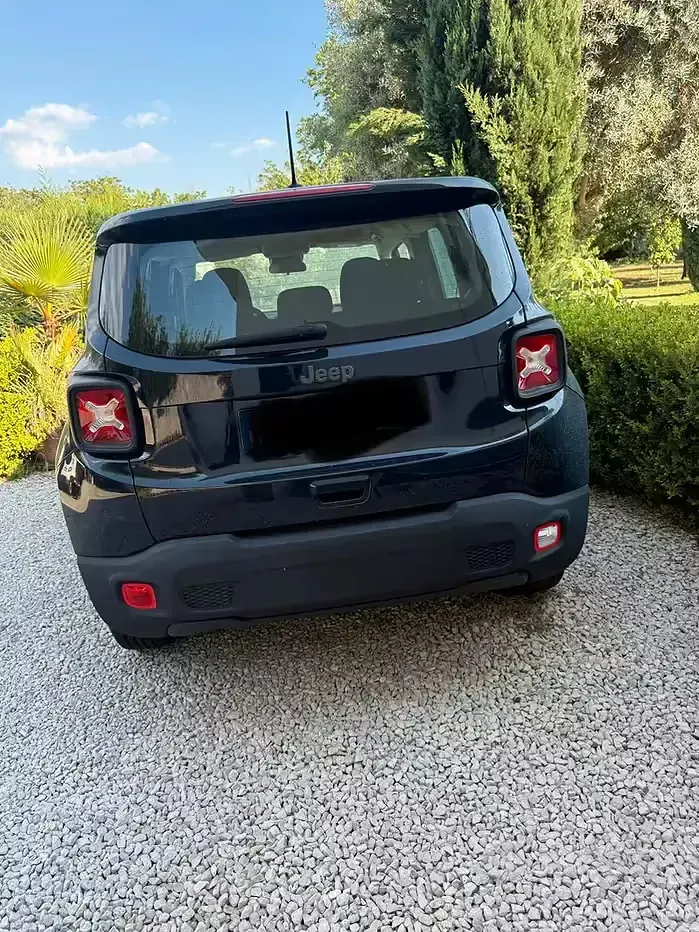 Usata Jeep Renegade 140 CV (102 kW) 2019 Bluazzurro SUV