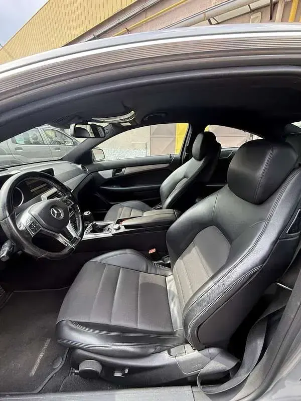 Usata Mercedes C180 AMG 156 CV (114 kW) 2012 Coupé