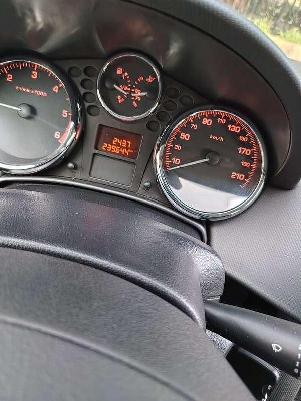Usata Peugeot 207 90 CV (66 kW) 2007 Berlina