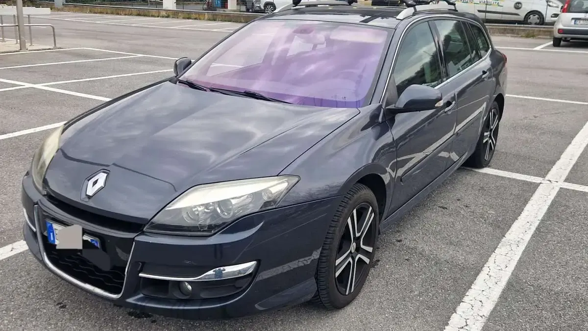 Usata Renault Laguna III 150 CV (110 kW) 2011 Station wagon
