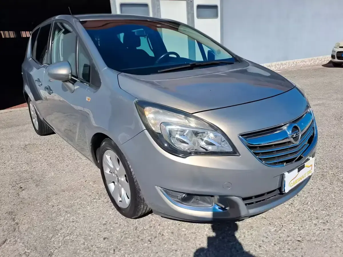 Usata Opel Meriva Cosmo 95 CV (69 kW) 2015 Beige Monovolume