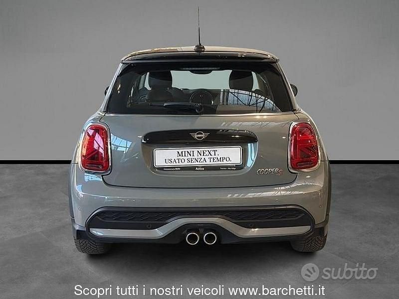 Usata Mini Cooper S 178 CV (130 kW) 2022 Grigio Utilitaria