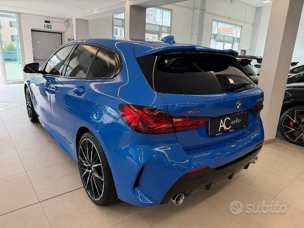 Usata BMW 120 M Sport 190 CV (139 kW) 2019 Blu Utilitaria