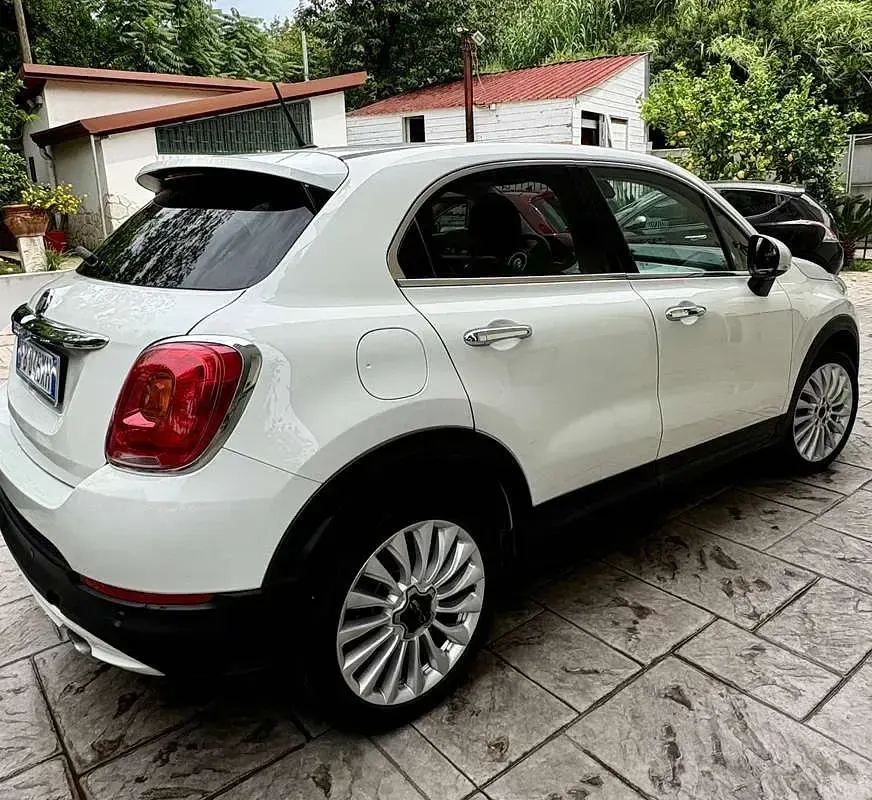 Usata Fiat 500 Lounge 120 CV (88 kW) 2015 Bianco Station wagon