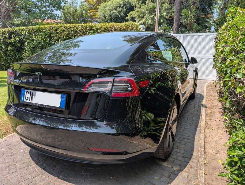 Usata Tesla Model 3 Standard Range 283 kW (385 CV) 2023 Nero Berlina