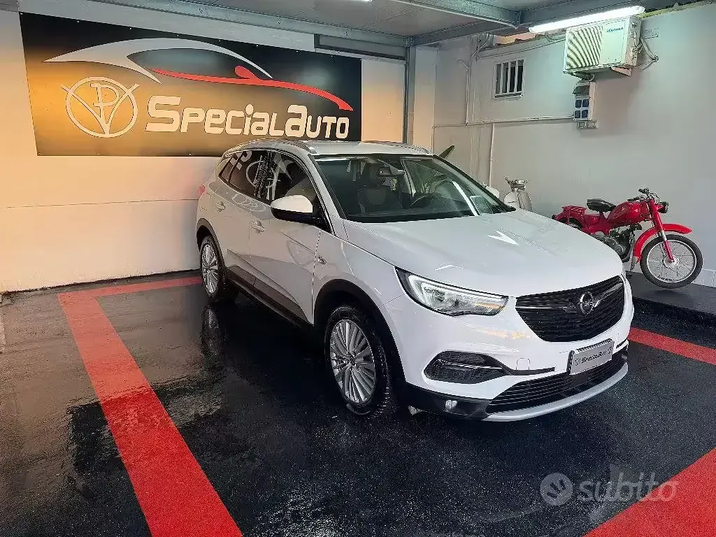Usata Opel Grandland X Ultimate 131 CV (96 kW) 2019 Bianco SUV