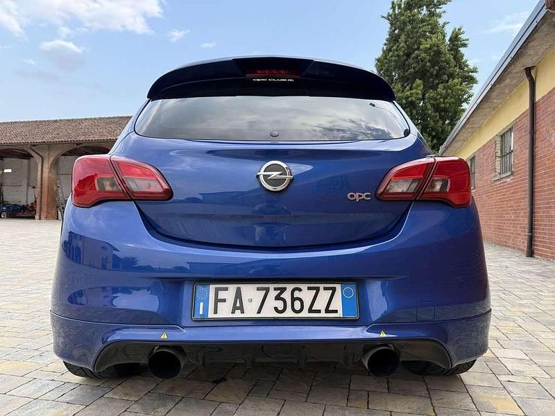 Usata Opel Corsa OPC 207 CV (152 kW) 2016 Berlina