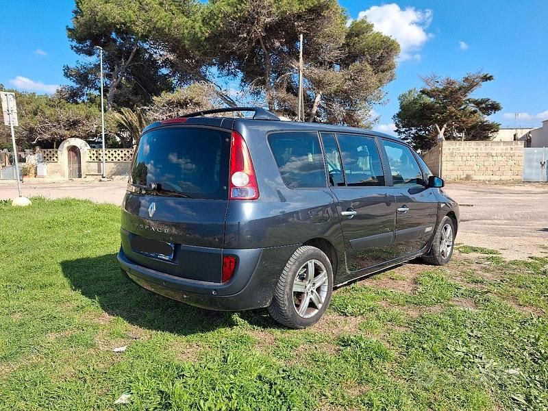Usata Renault Grand Espace 170 CV (125 kW) 2005 Grigio Monovolume