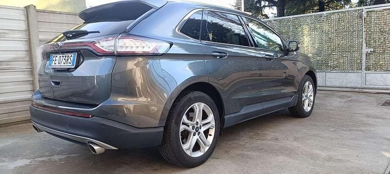 Usata Ford Edge Titanium S 209 CV (153 kW) 2016 Grigio SUV