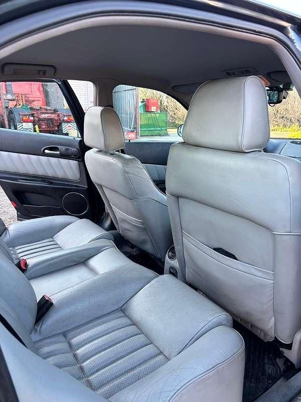 Usata Alfa Romeo 166 Distinctive 140 CV (102 kW) 2001 Berlina