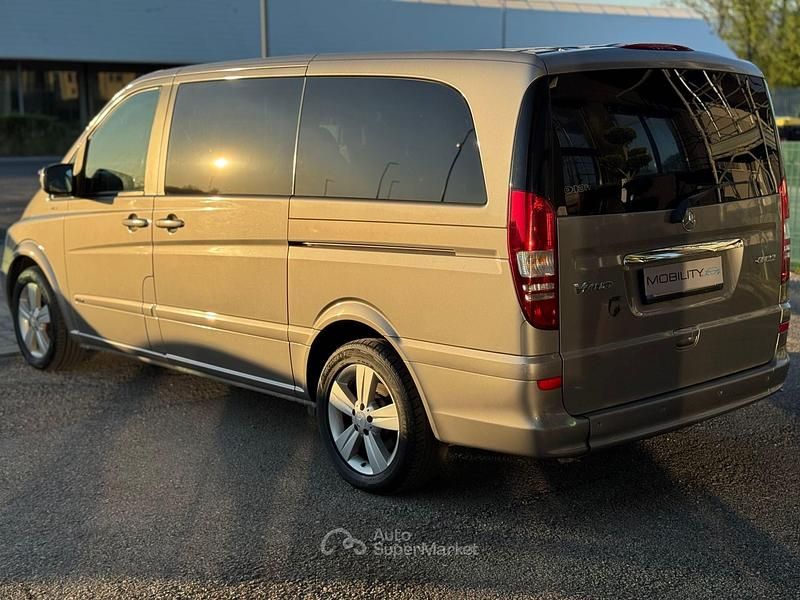 Begagnad Mercedes Viano 163 HK (119 kW) 2013 Brun Minibuss