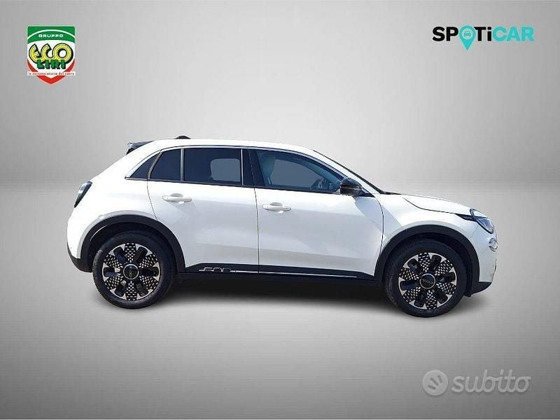 Usata Fiat 600 La Prima 110 CV (80 kW) 2025 Bianco SUV