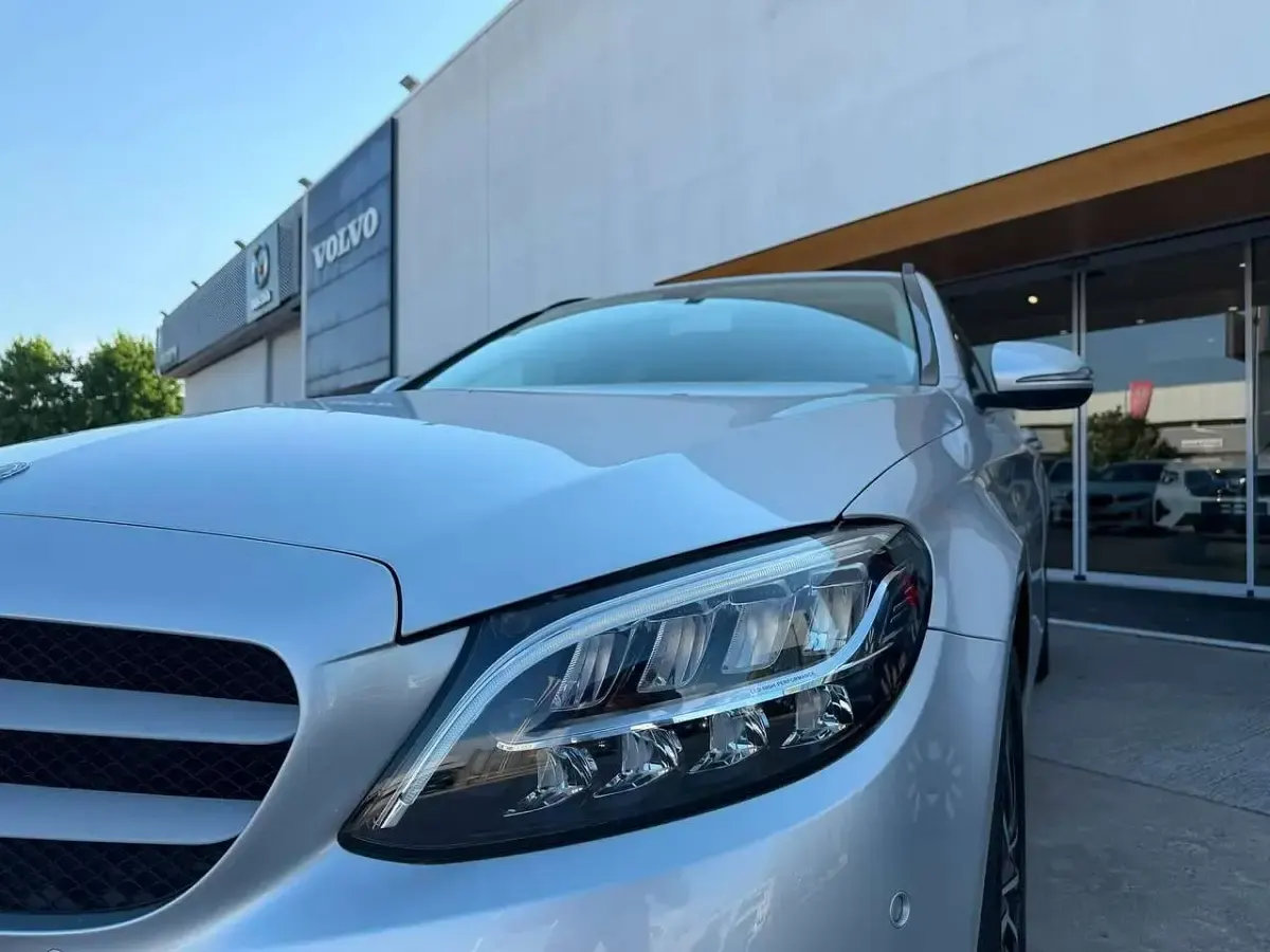 Usata Mercedes C220 Executive 194 CV (142 kW) 2018 Argento mojave Station wagon