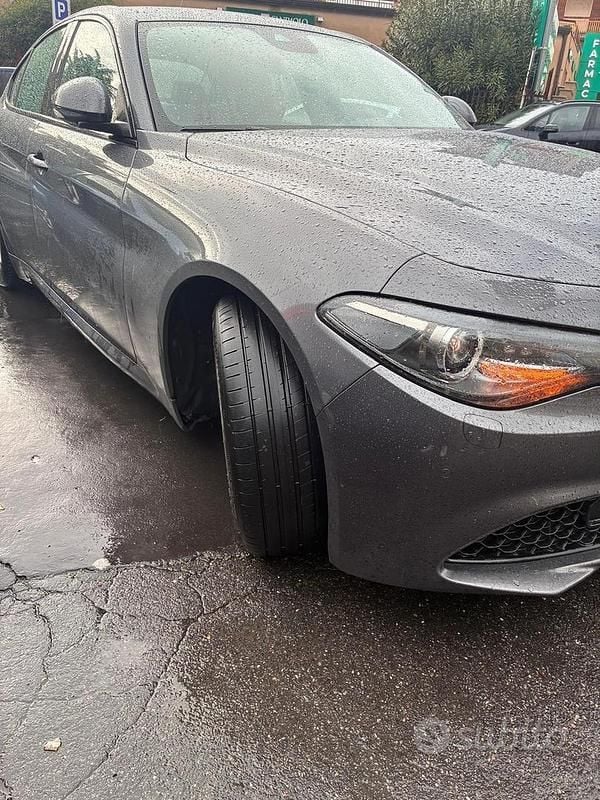 Usata Alfa Romeo Giulia 200 CV (147 kW) 2017 Berlina