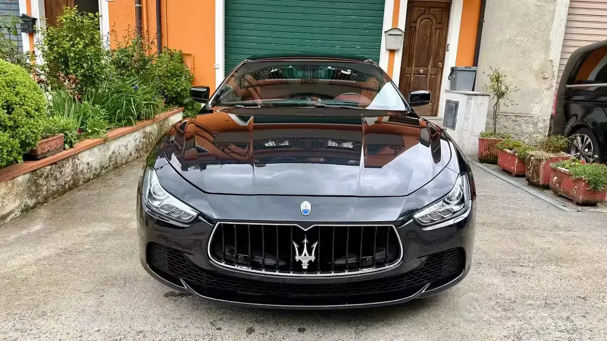 Usata Maserati Ghibli 250 CV (183 kW) 2013 Nero Berlina