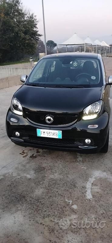 Usata Smart ForFour 2017 Nero Utilitaria