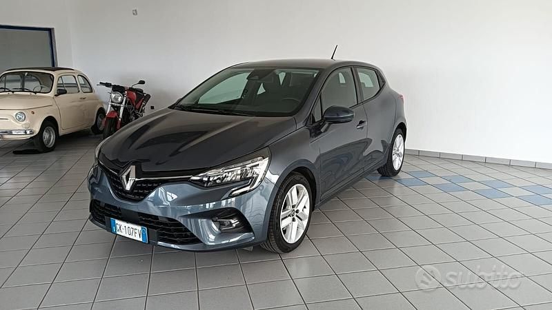 Usata Renault Clio V Evolution 101 CV (74 kW) 2022 Grigio Berlina