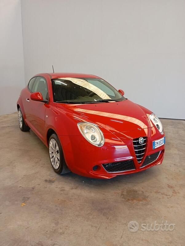 Usata Alfa Romeo MiTo Distinctive 77 CV (56 kW) 2012 Rosso Utilitaria