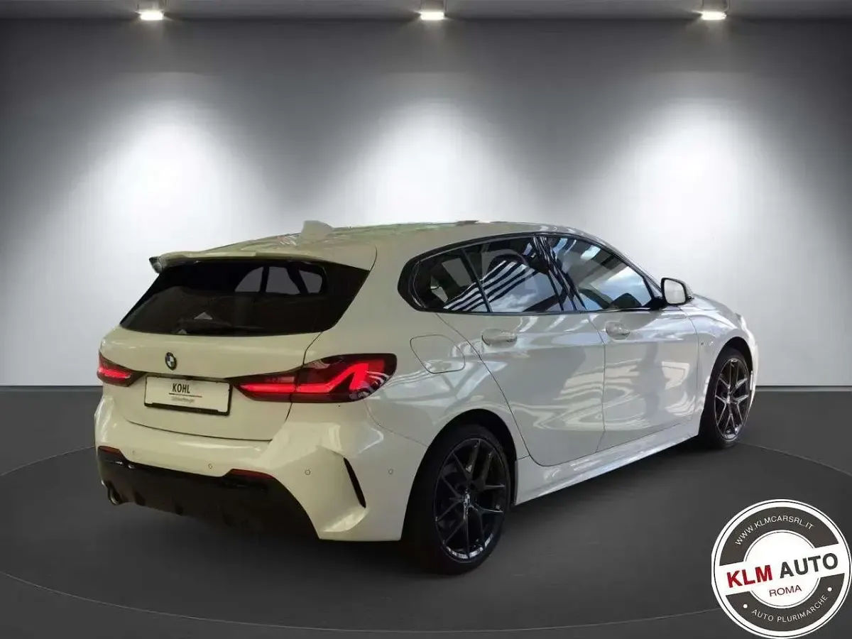 Usata BMW 118 M Sport 136 CV (100 kW) 2022 Bianco Utilitaria