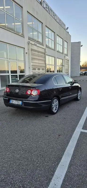 Usata VW Passat Comfortline 116 CV (85 kW) 2006 Berlina