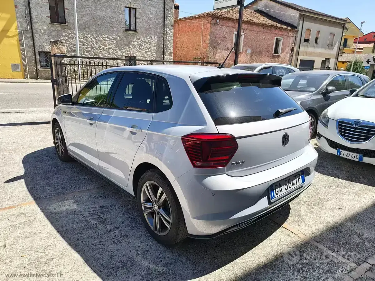Usata VW Polo R-line 90 CV (66 kW) 2020 Bianco Utilitaria