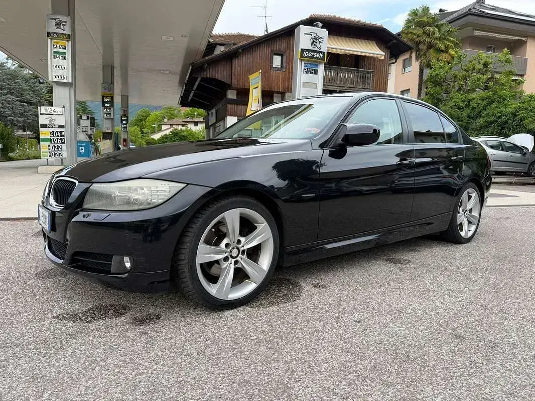 Usata BMW 320 Lifestyle 184 CV (135 kW) 2011 Berlina