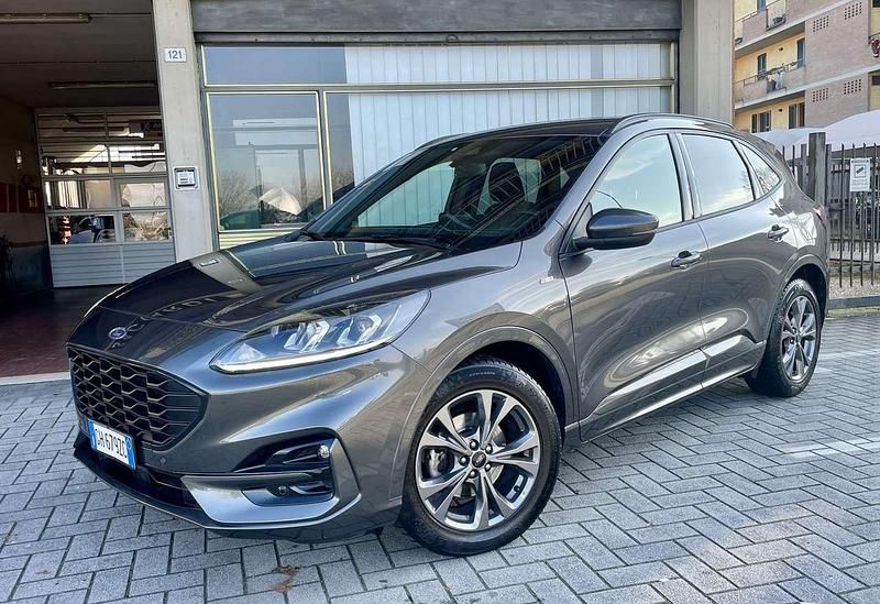 Usata Ford Kuga ST-Line 120 CV (88 kW) 2022 Nero SUV