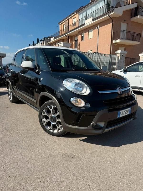 Usata Fiat 500L Trekking 95 CV (69 kW) 2017 Nero Monovolume