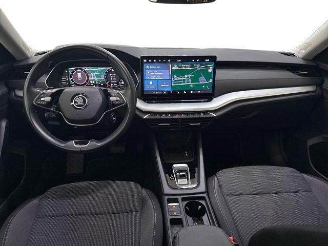 Usata Skoda Octavia Executive 150 CV (110 kW) 2024 Grigio metallizzato Station wagon