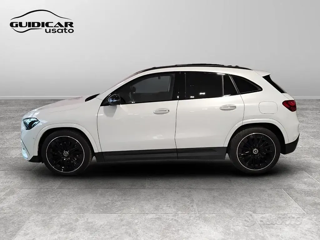 Usata Mercedes GLA200 AMG Line Premium 150 CV (110 kW) 2024 Bianco SUV