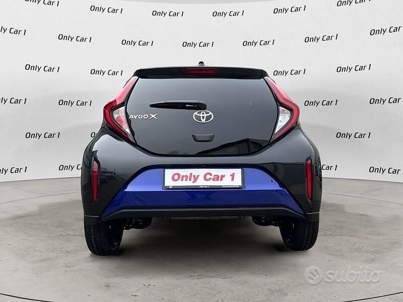 Nouă Toyota Aygo X Trend 72 CP (52 kW) 2025 Albastru SUV