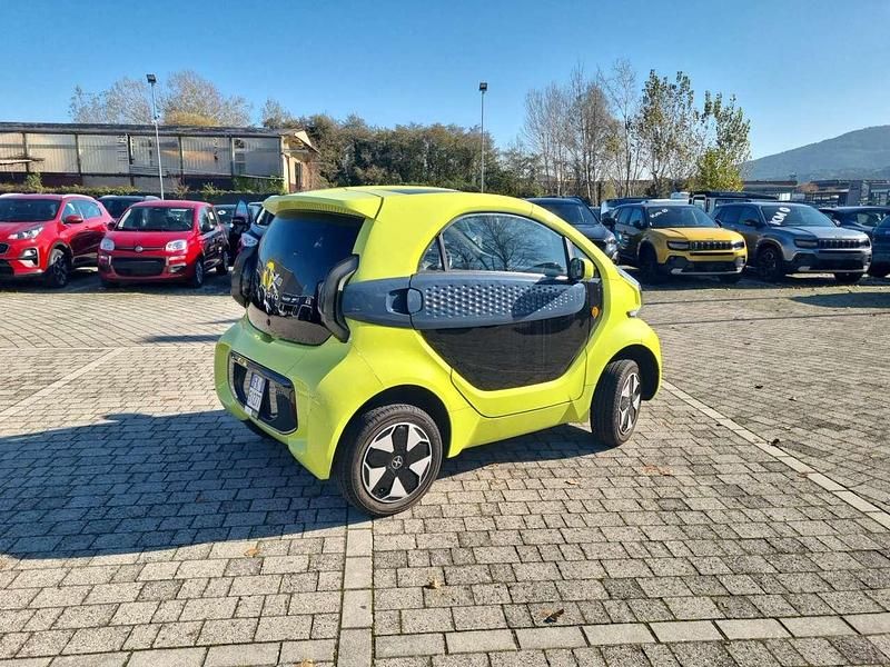 Usata XEV Yoyo 2024 Giallo Utilitaria