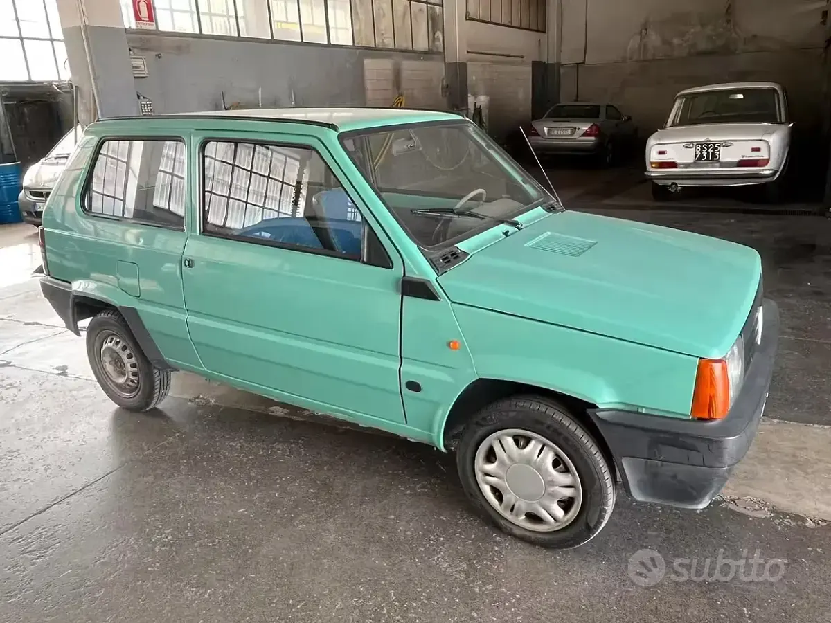 Usata Fiat Panda Young 54 CV (39 kW) 2001 Verde Berlina