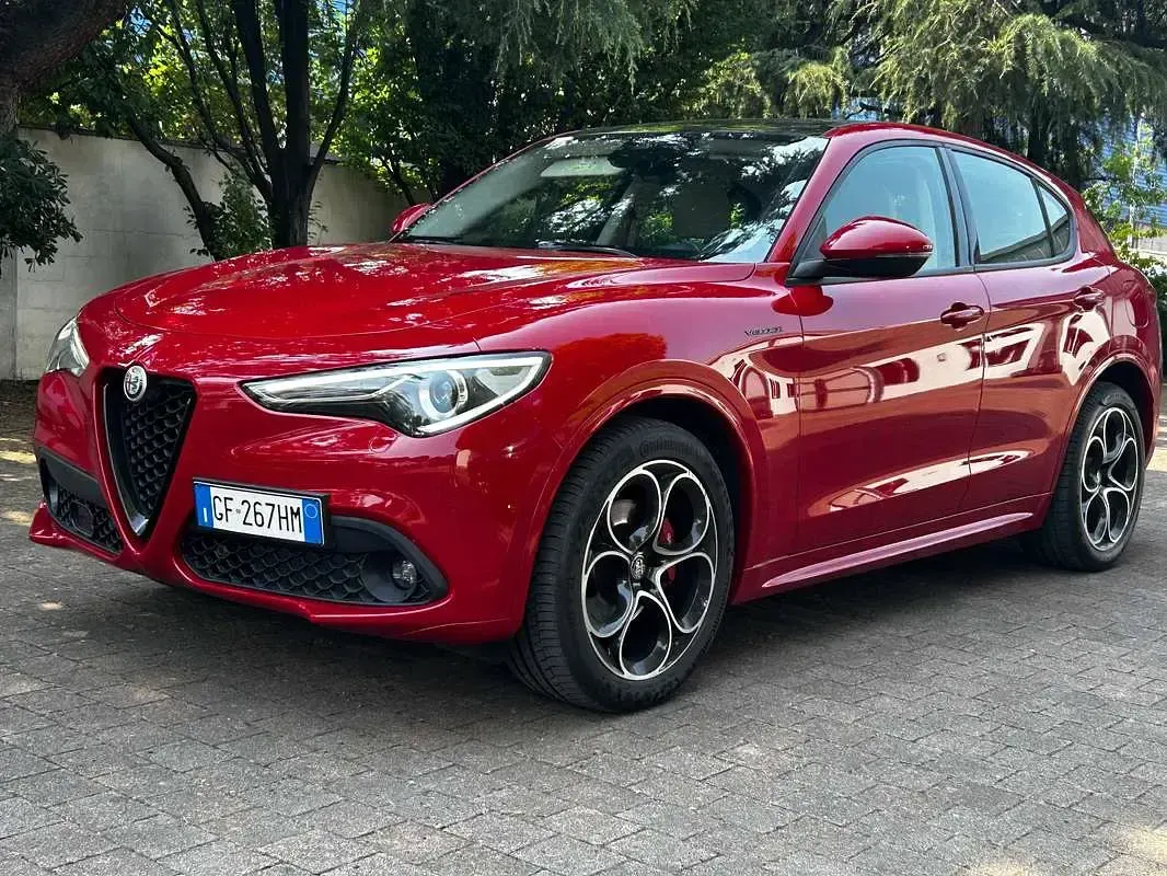 Usata Alfa Romeo Stelvio Ti 209 CV (153 kW) 2021 Beige SUV